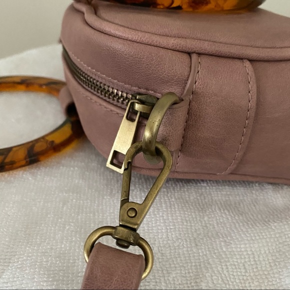 ANTHROPOLOGIE  crossbody purse with tortoise shell handles - Picture 4 of 8